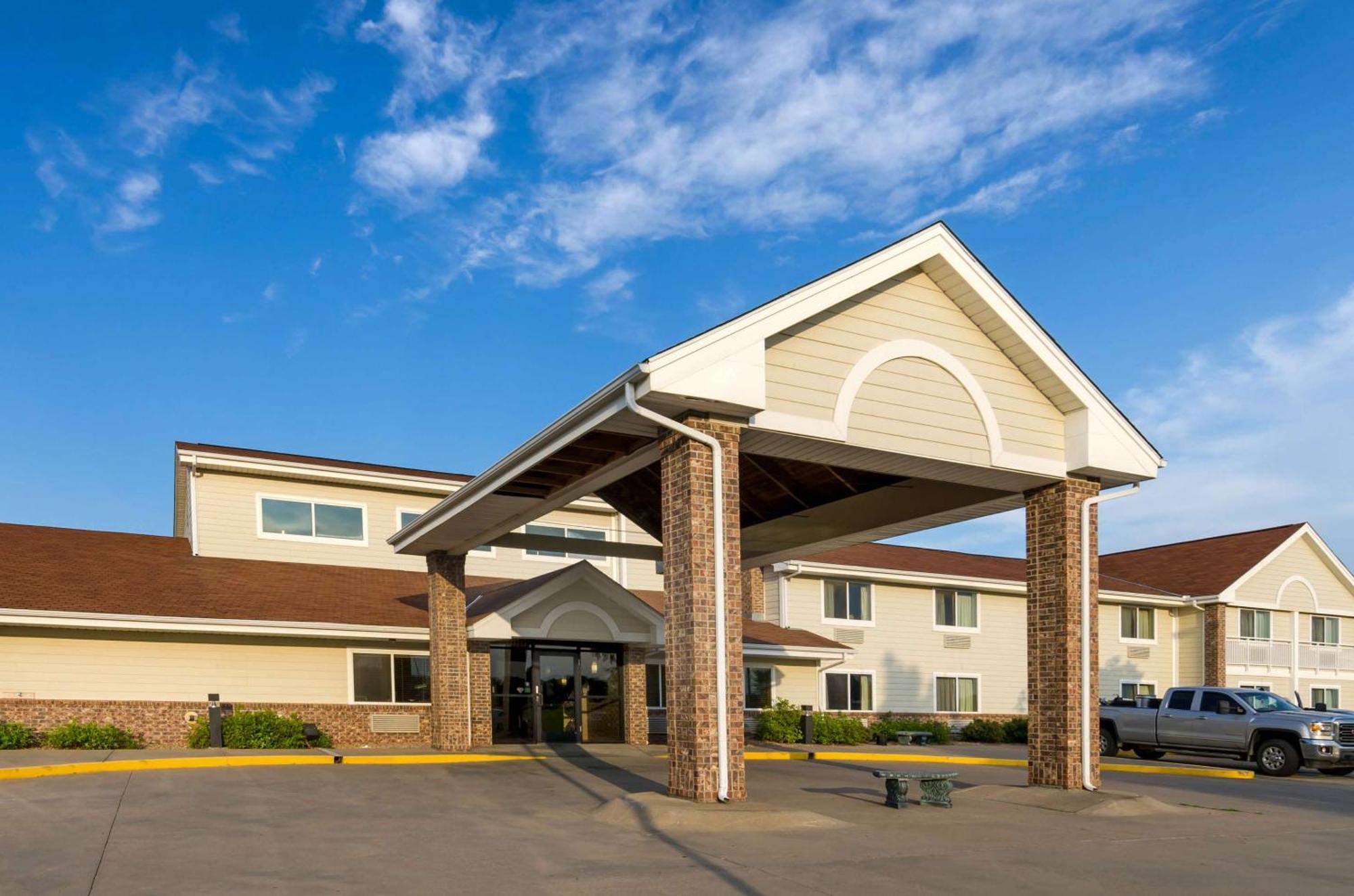 Rodeway Inn Hesston Luaran gambar