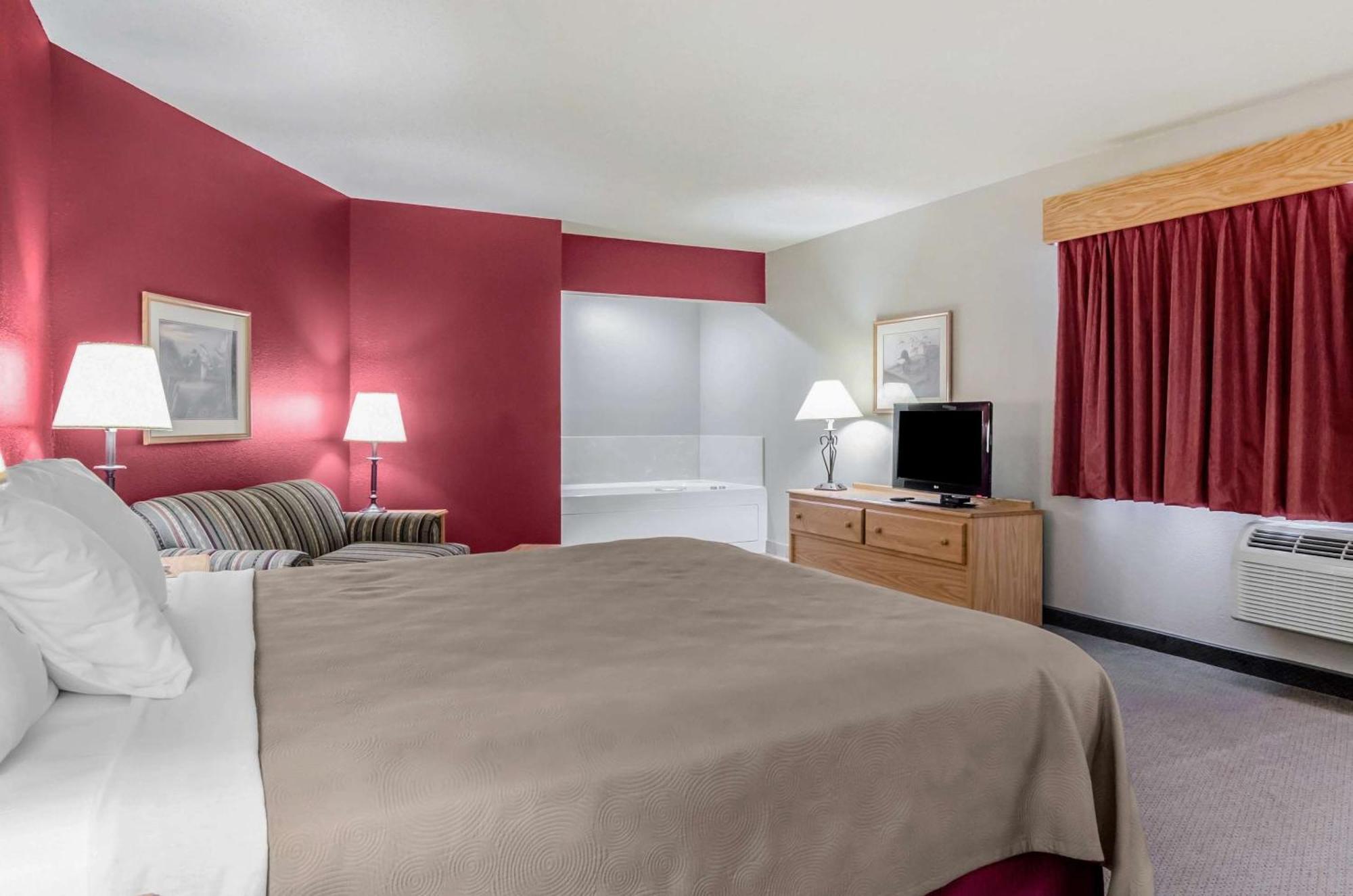 Rodeway Inn Hesston Luaran gambar