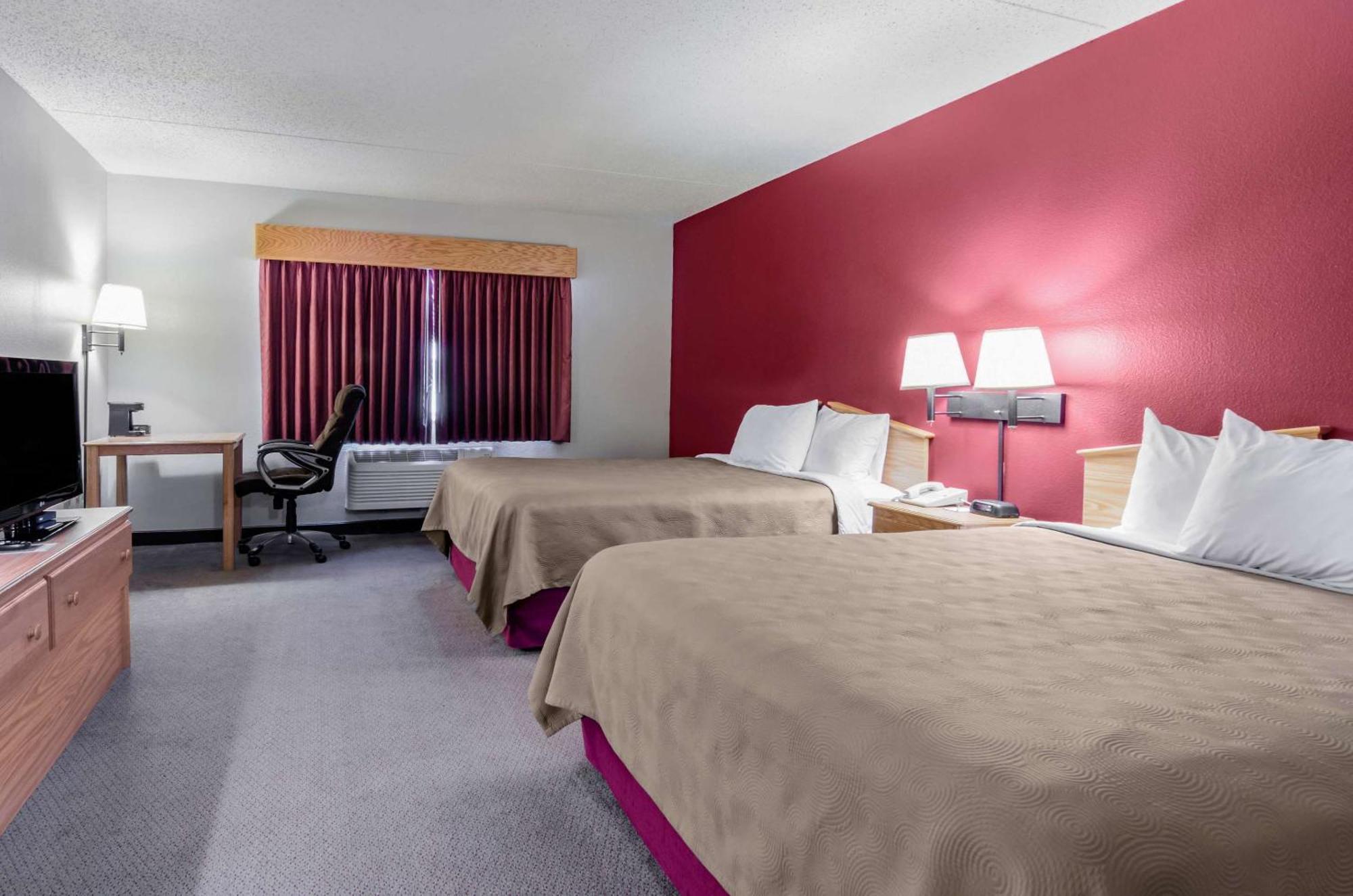 Rodeway Inn Hesston Luaran gambar