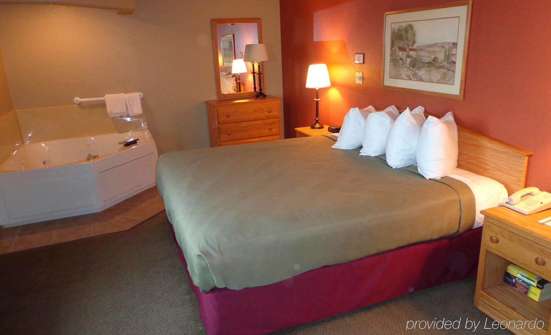 Rodeway Inn Hesston Luaran gambar