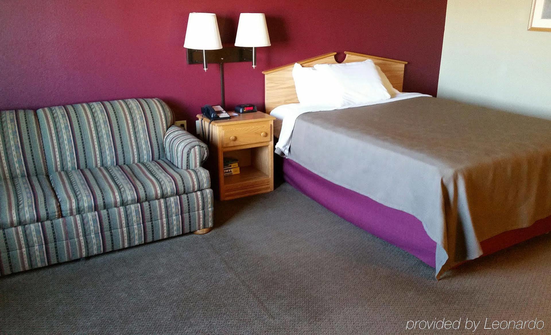 Rodeway Inn Hesston Luaran gambar