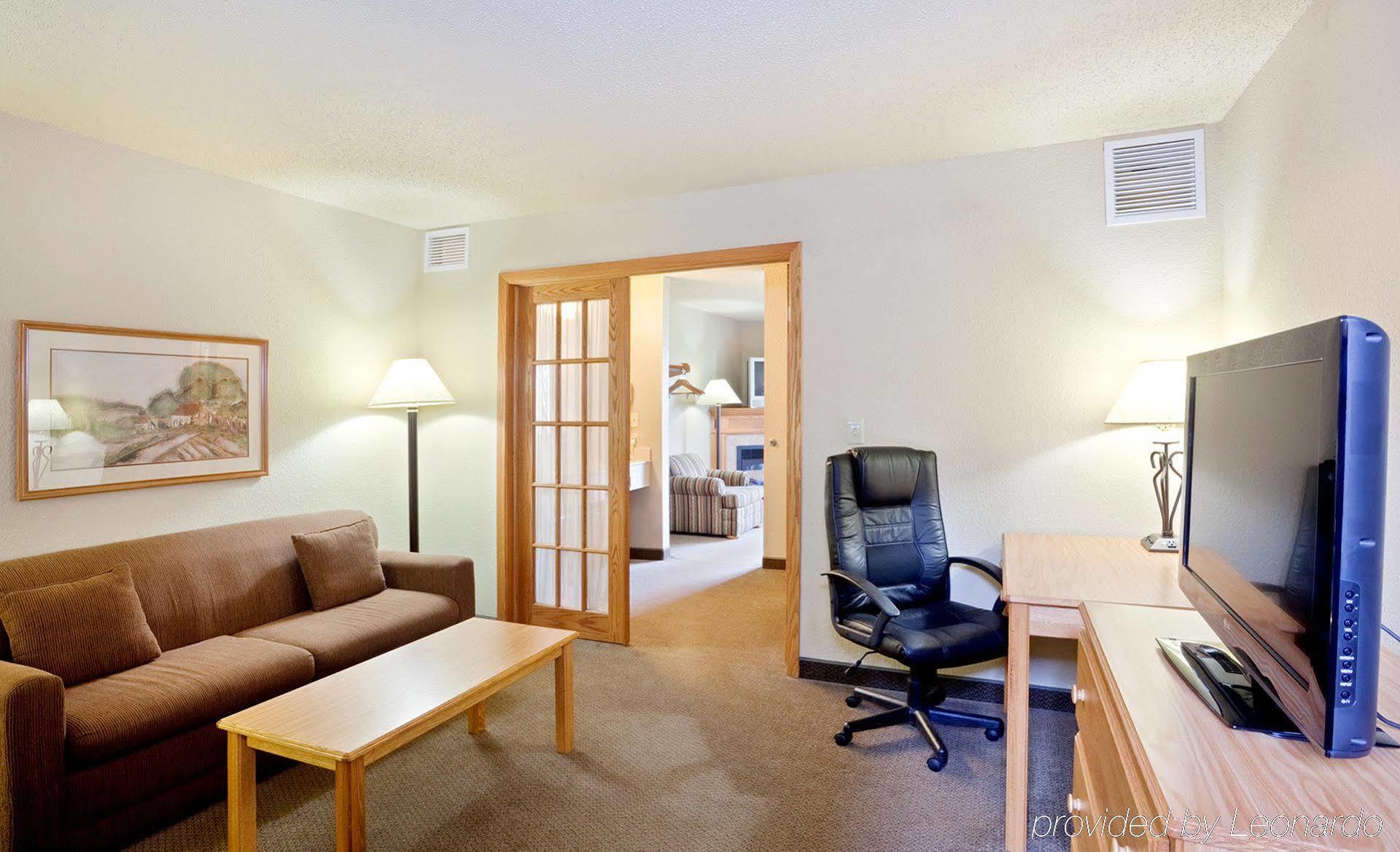 Rodeway Inn Hesston Luaran gambar